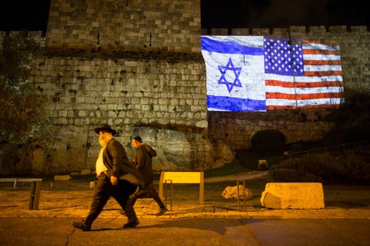 merlin_130961651_7b205757-0f5f-4e40-b83d-1ed666aad56e-superjumbo